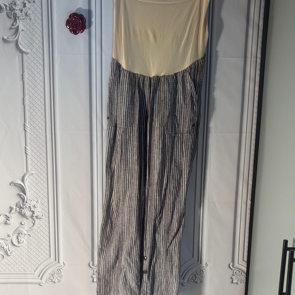 Motherhood Maternity Pants - Motherhood Maternity Striped Brown/Cream Pants/Capris Size Medium